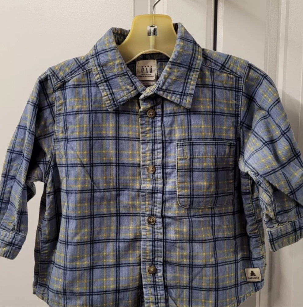 Baby Gap Boys Shirt Size: 12-18 Months Button Up